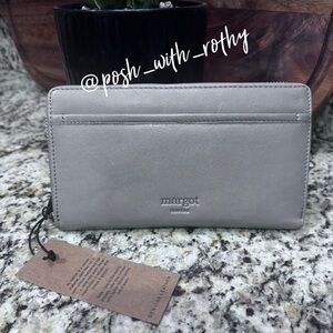 Margot Gabby Single Zip Around Wallet/Wristlet, NWT